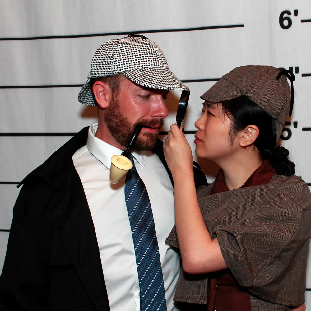 Guests turned detectives at a Grand Rapids murder mystery
